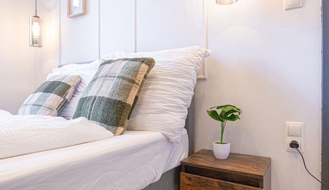 Bright & Modern Room in Vienna’s Meidling District