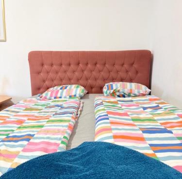 Apartment Near Stadthalle and City Center