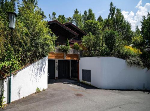Spacious Group Accommodation in Saalfelden
