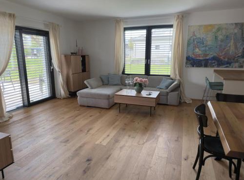 Aussichtsstraße - Wunderschön renoviertes Einfamilienhaus in See- und Stadtnähe