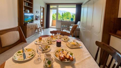 REGINE Haus KMB Seeblick Appartment am Ossiachersee, Hallenbad, Skiarena Gerlitzen