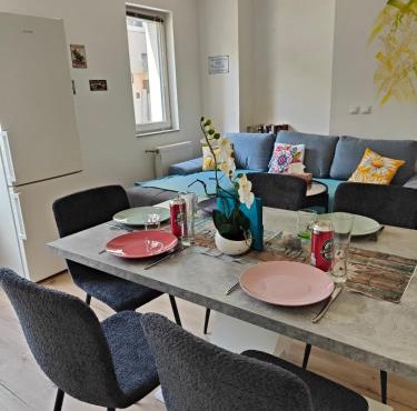 Ferienwohnung Landliebe, 2 Schlafzimmer, 5 Pers, Nähe Jennersdorf