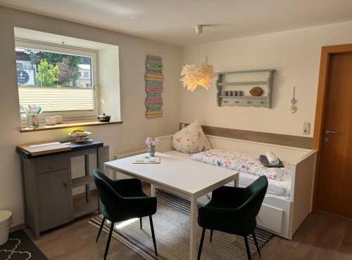 Helle Ferienwohnung Saunahaus