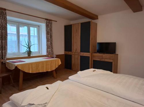 Gingin- rooms