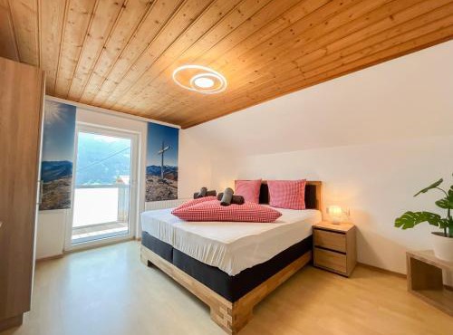 Sunnyside Mountain Chalet