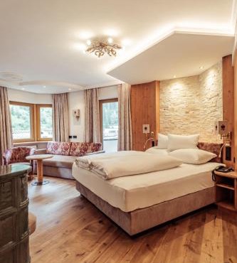 Hotel Neuhintertux 4 Sterne superior