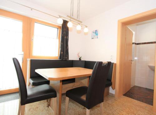Apartment Hanna by Interhome