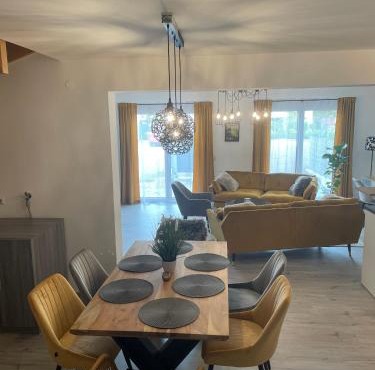 Premium Home 23