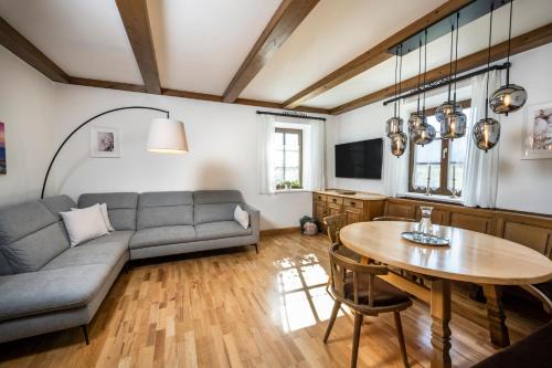 NEUHOFGUT I exklusives Ferienhaus für 10 Personen mit Garten!
