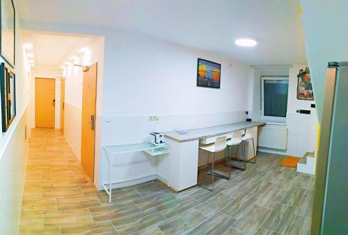 Smart Hotel mini